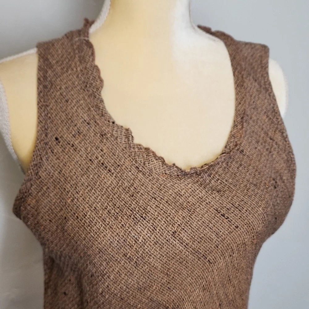 SIZE small FLAX brand LINEN sleeveless top. A78 - Picture 2 of 9